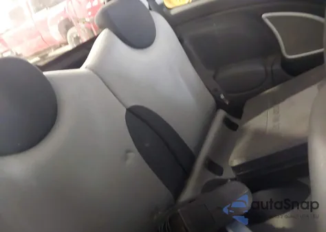 2006 Mini Cooper S from USA, damaged, VIN WMWRE33526TN25776